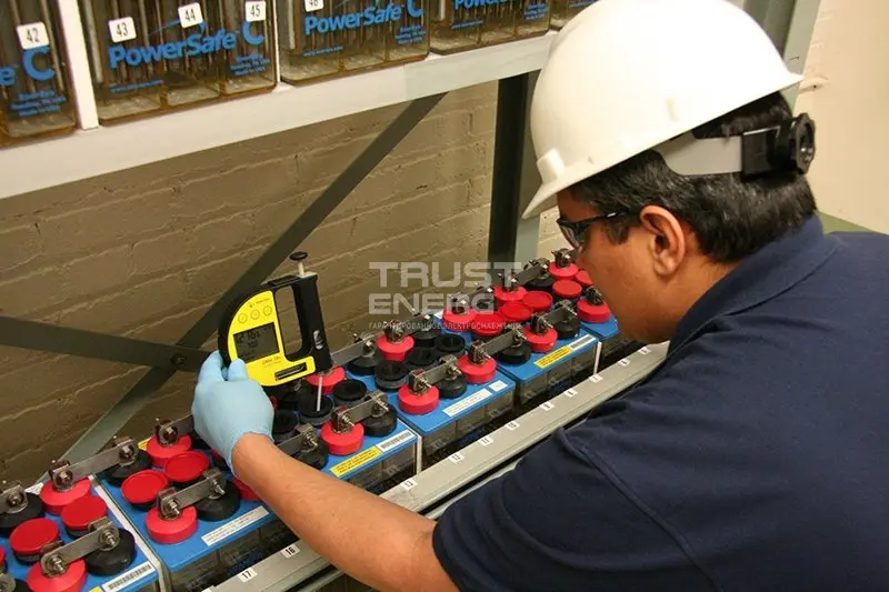 Техническое обслуживание ИБП в Санкт-Петербурге